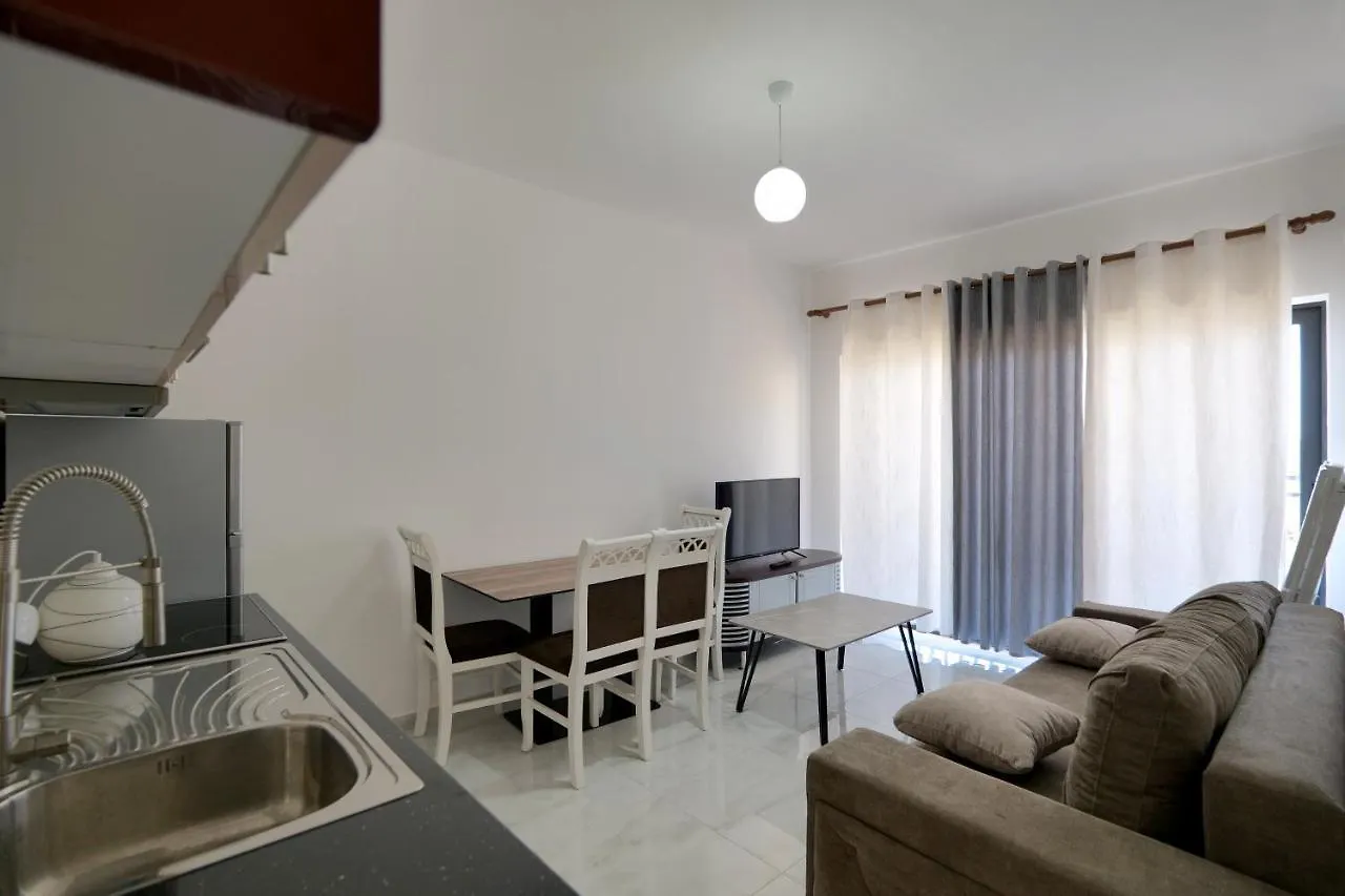 Arijons Apartments Sarandë